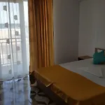 Vila Yza Πανσιόν *