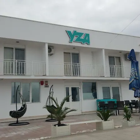 Vila Yza אפורי נורד