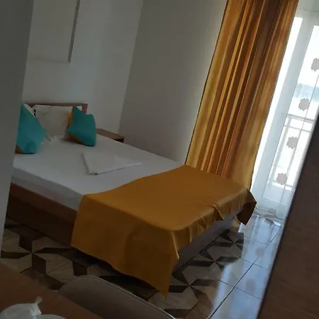 Vila Yza * Эфорие Норд