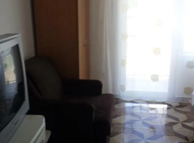 Vila Yza אפורי נורד