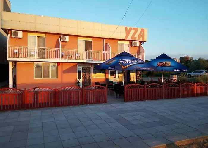 Vila Yza בית הארחה